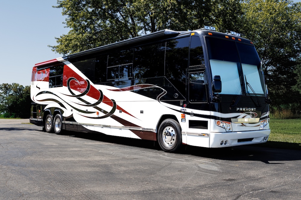 2008 Prevost Featherlite  H3-45 For Sale