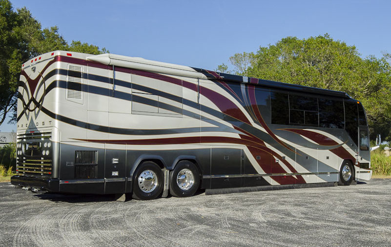 2008 Prevost Featherlite H3-45 For Sale