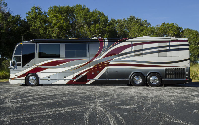 2008 Prevost Featherlite H3-45 For Sale