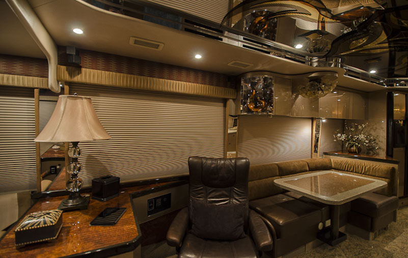 2008 Prevost Featherlite H3-45 For Sale