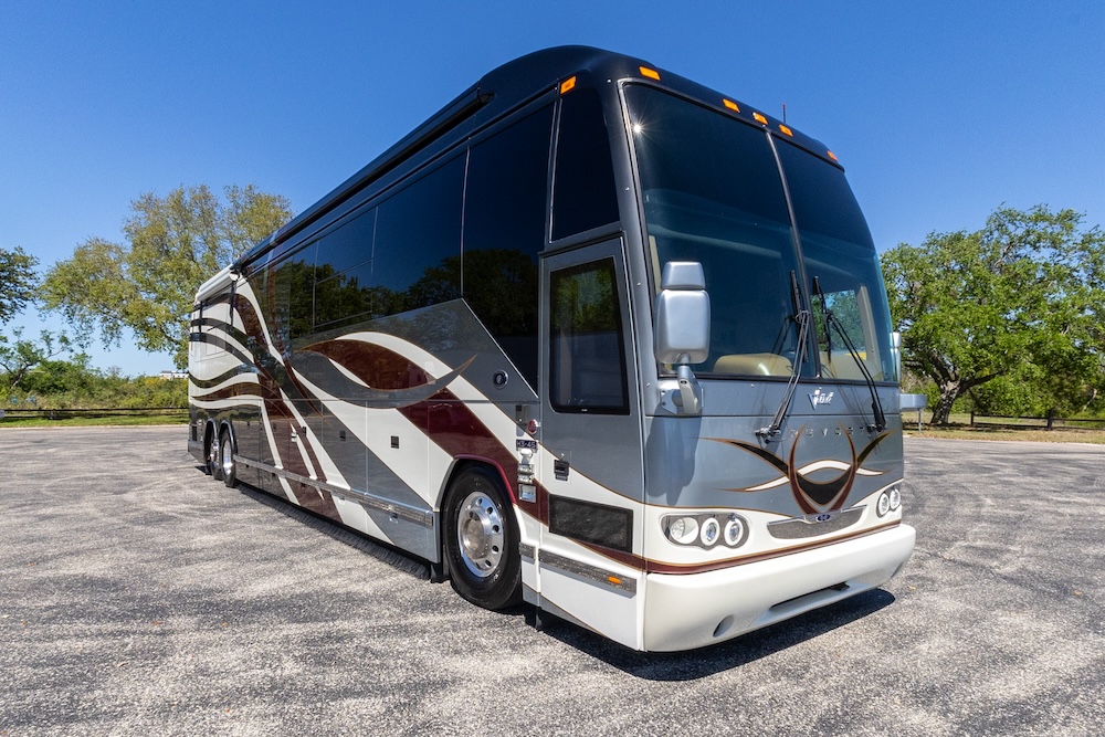 2008 Prevost Featherlite H3-45 For Sale