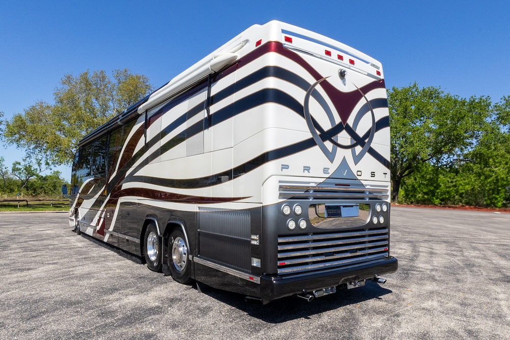 2008 Prevost Featherlite H3-45 For Sale