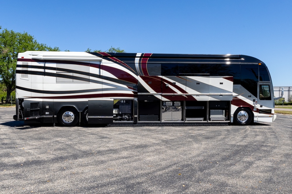 2008 Prevost Featherlite H3-45 For Sale
