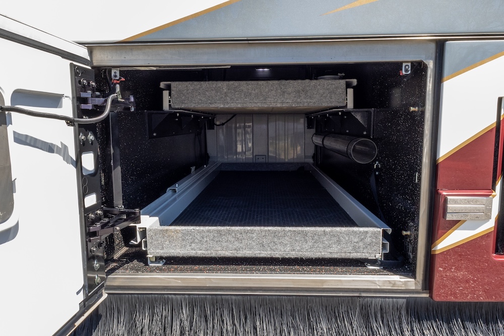2008 Prevost Featherlite H3-45 For Sale