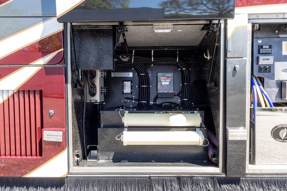 2008 Prevost Featherlite H3-45 For Sale
