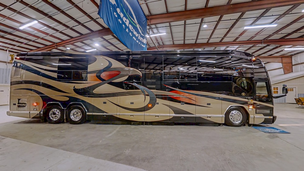 2008 Prevost Featherlite  H3-45 For Sale