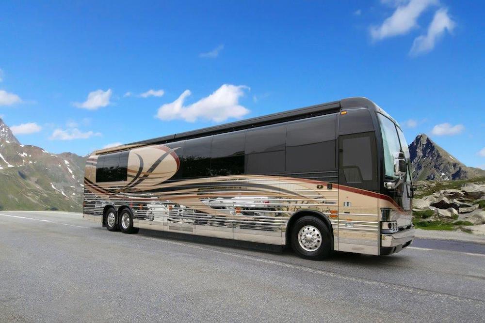 2008 Prevost Featherlite XLII For Sale