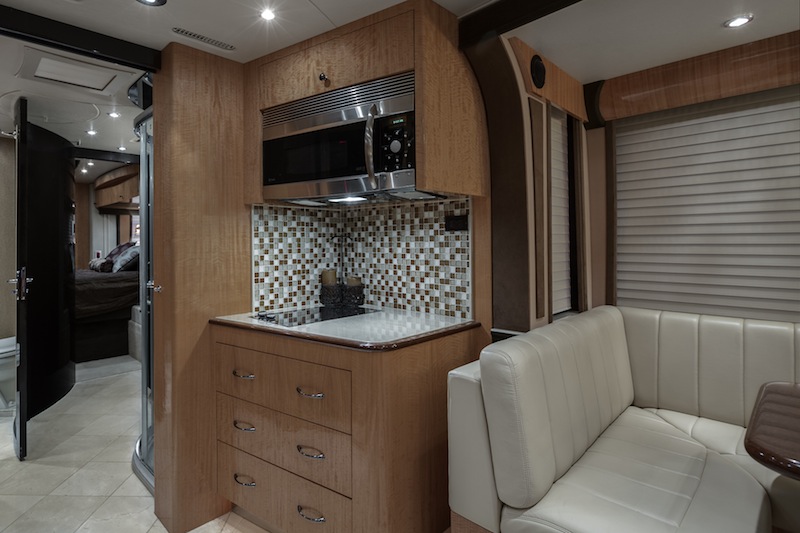 2008 Prevost Legendary XLII For Sale