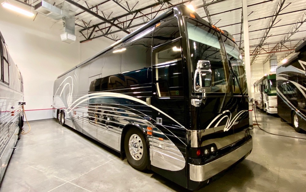 2008 Prevost Legendary XLII For Sale