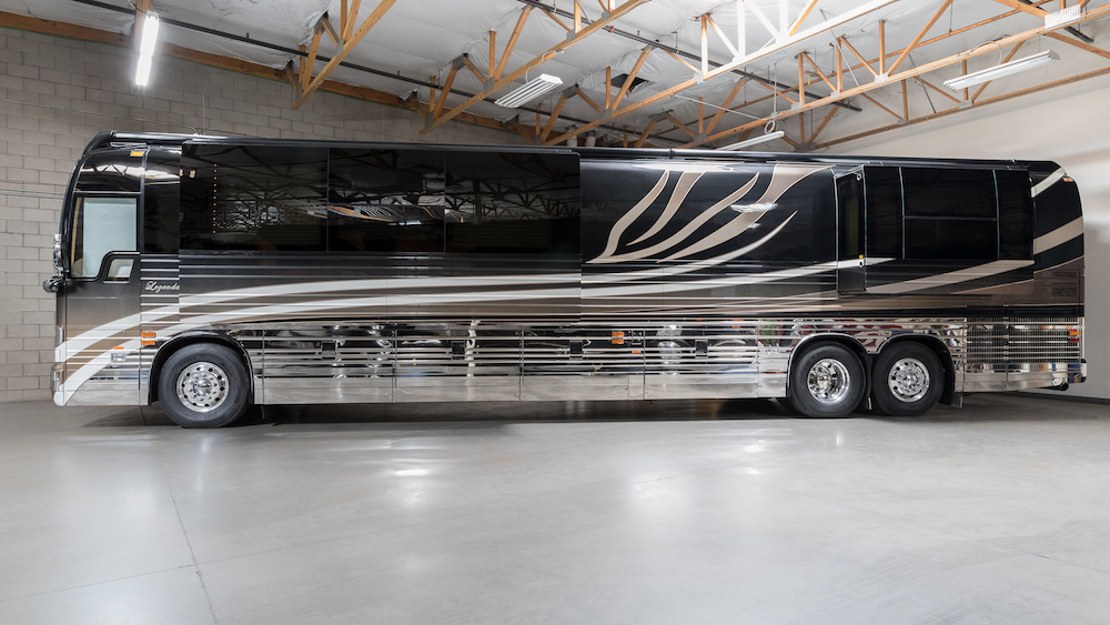 2008 Prevost Legendary XLII For Sale