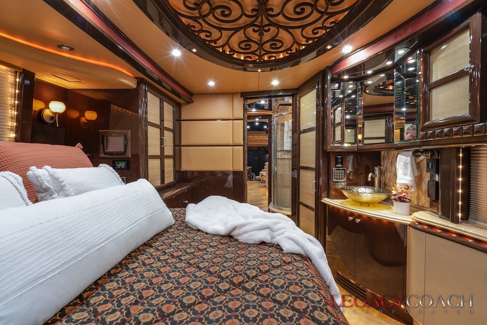 2008 Prevost Liberty H3-45 For Sale