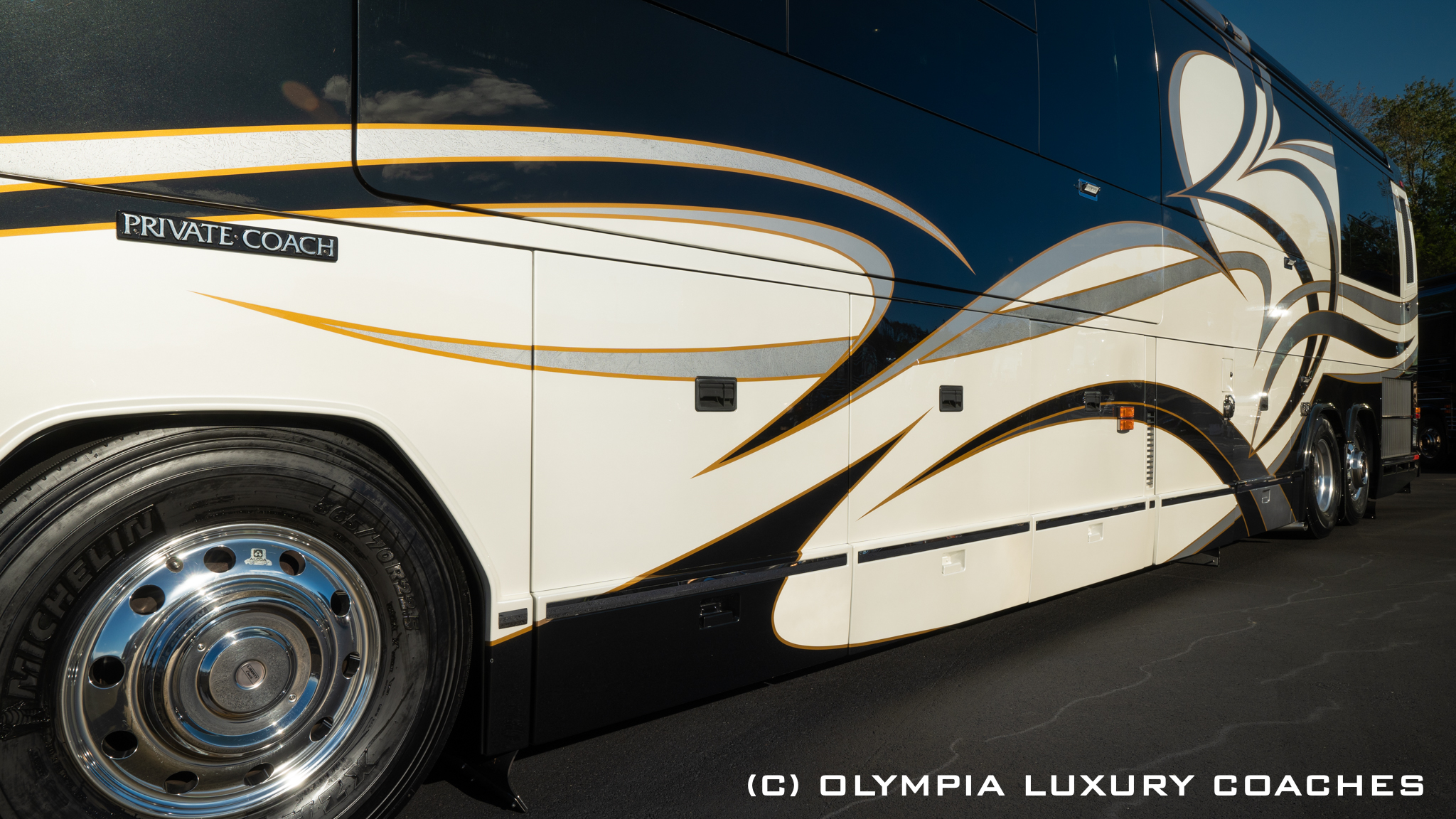 2008 Prevost Liberty H3-45 For Sale