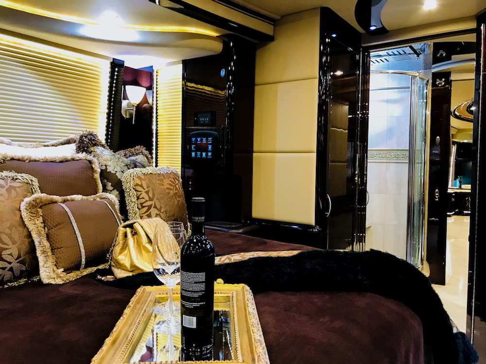 2008 Prevost Liberty H3-45 For Sale