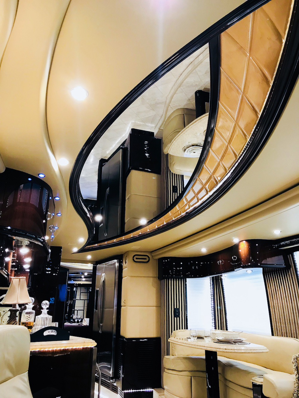 2008 Prevost Liberty H3-45 For Sale