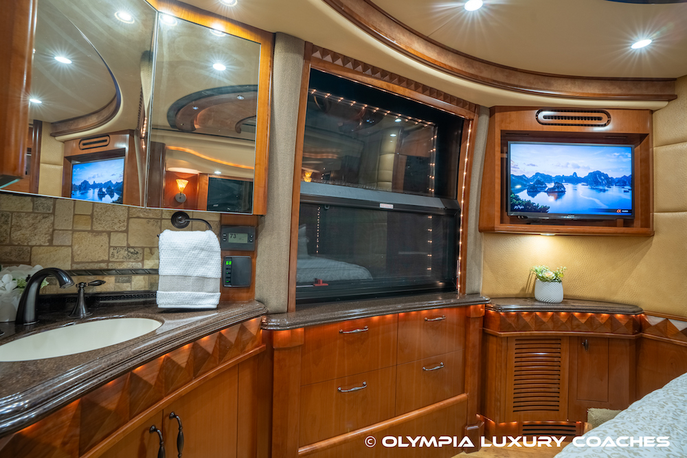 2008 Prevost Liberty XLII For Sale