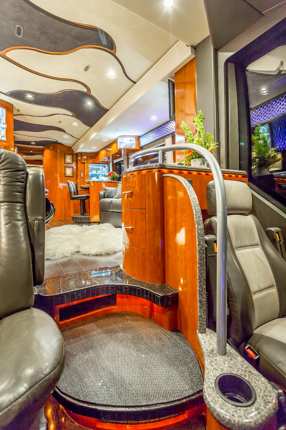 2008 Prevost Marathon H3-45 For Sale