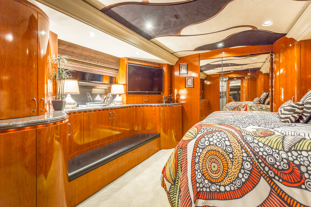 2008 Prevost Marathon H3-45 For Sale