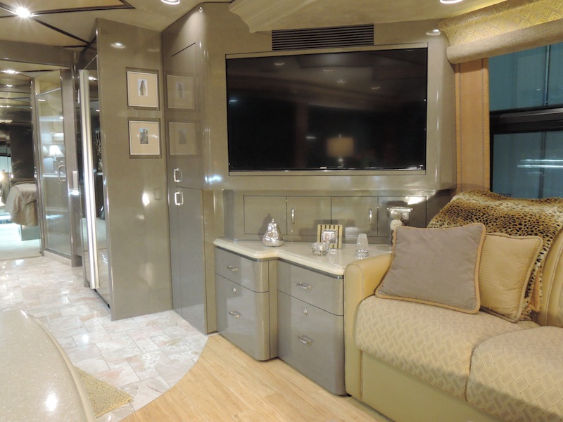 2008 Prevost Marathon H3-45 For Sale