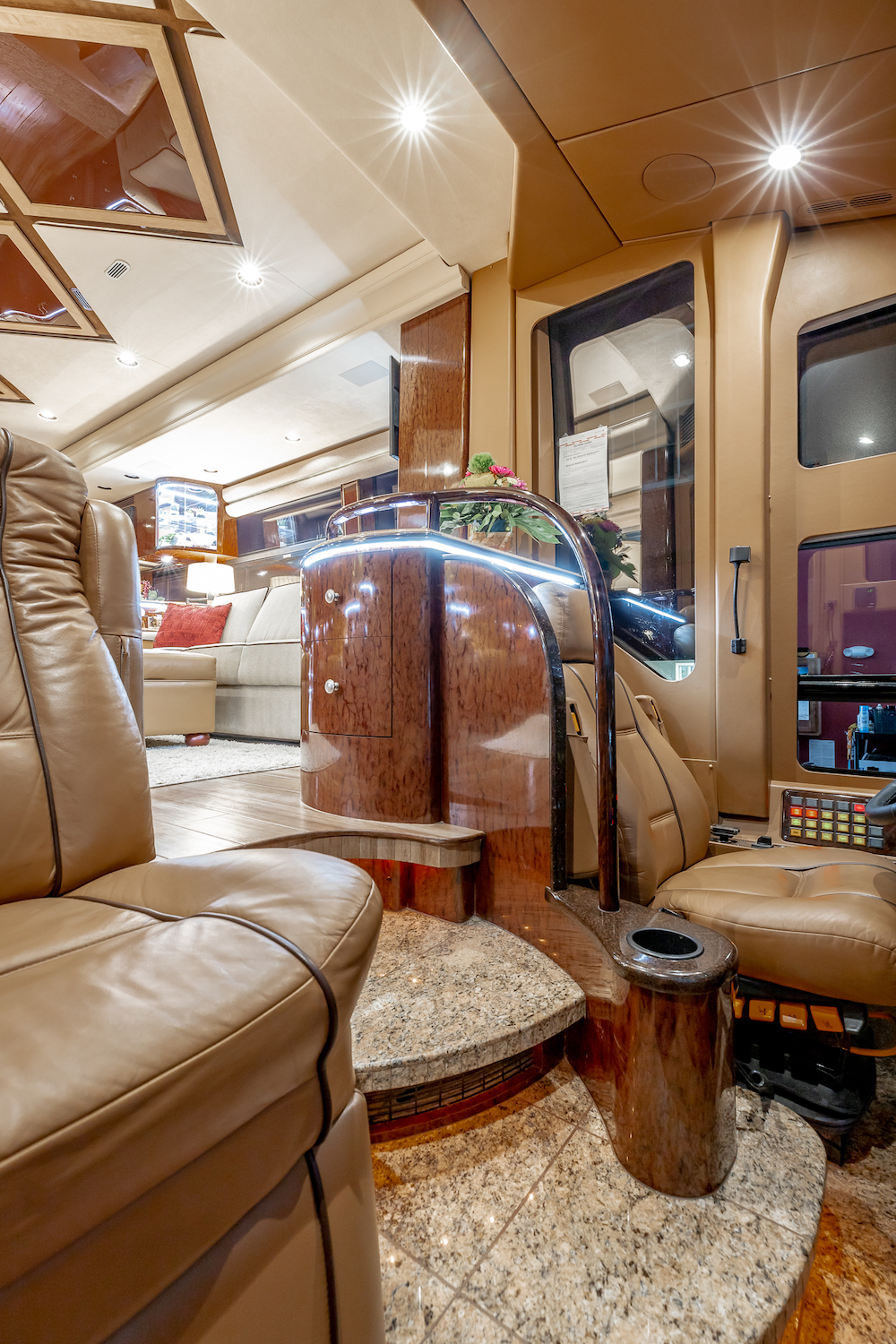 2008 Prevost Marathon H3-45 For Sale