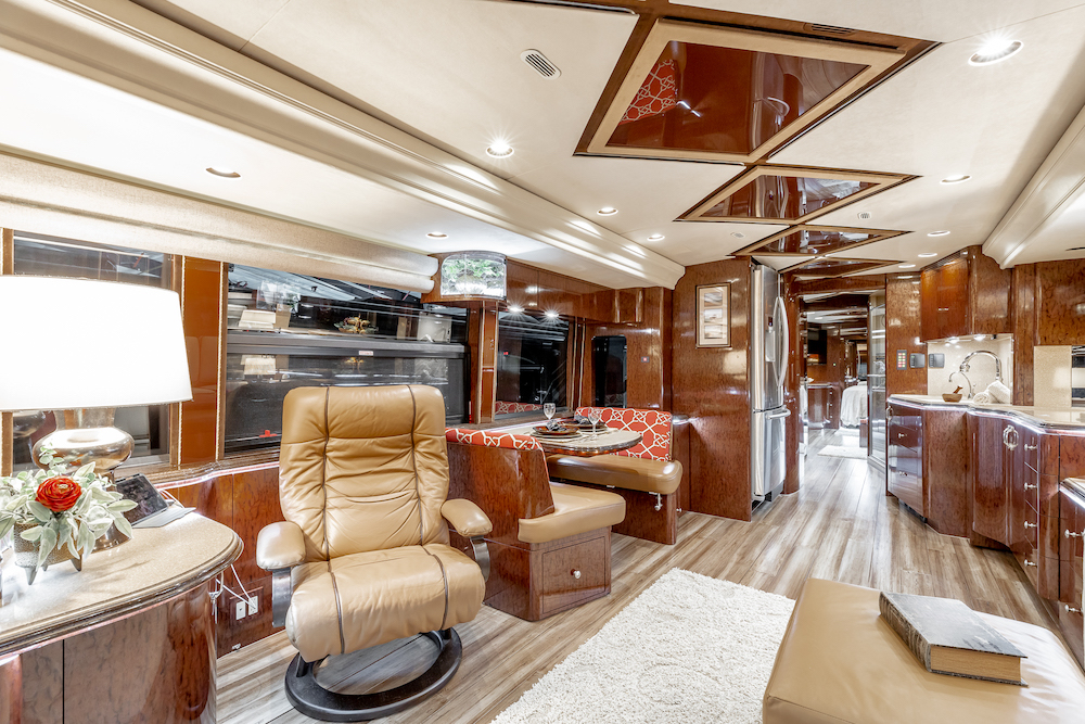 2008 Prevost Marathon H3-45 For Sale