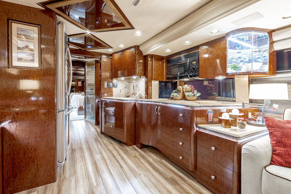 2008 Prevost Marathon H3-45 For Sale