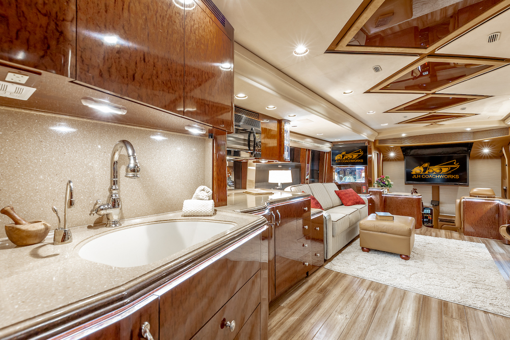 2008 Prevost Marathon H3-45 For Sale