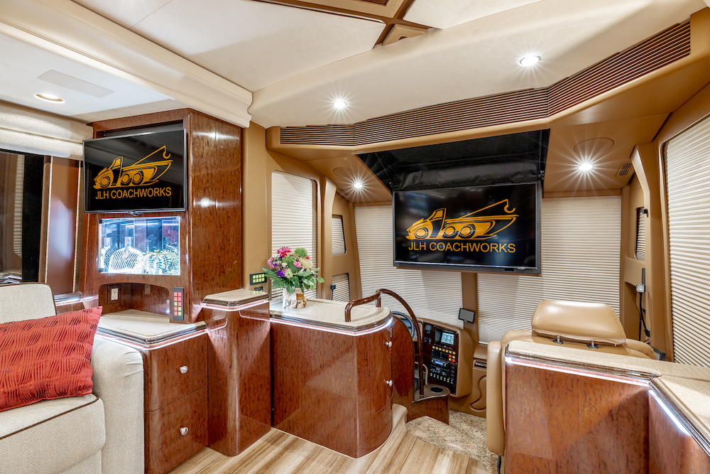 2008 Prevost Marathon H3-45 For Sale