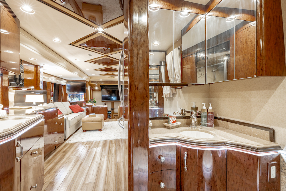 2008 Prevost Marathon H3-45 For Sale