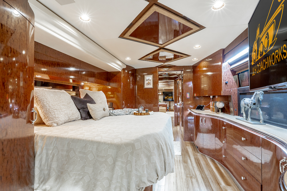 2008 Prevost Marathon H3-45 For Sale