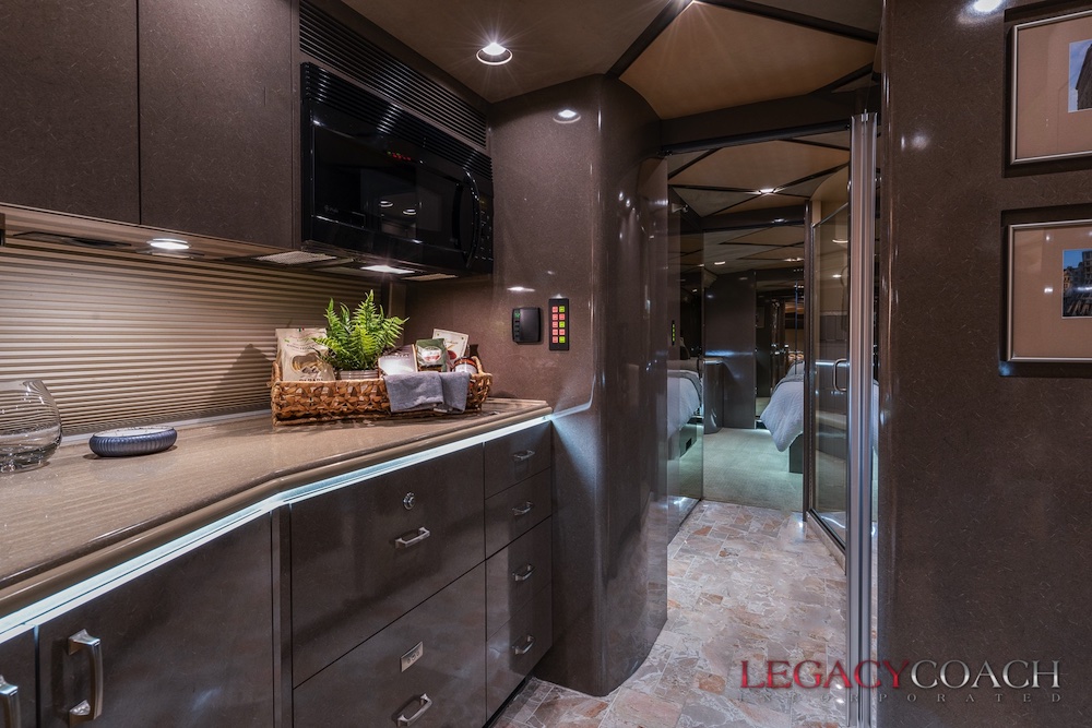 2008 Prevost Marathon H3-45 For Sale