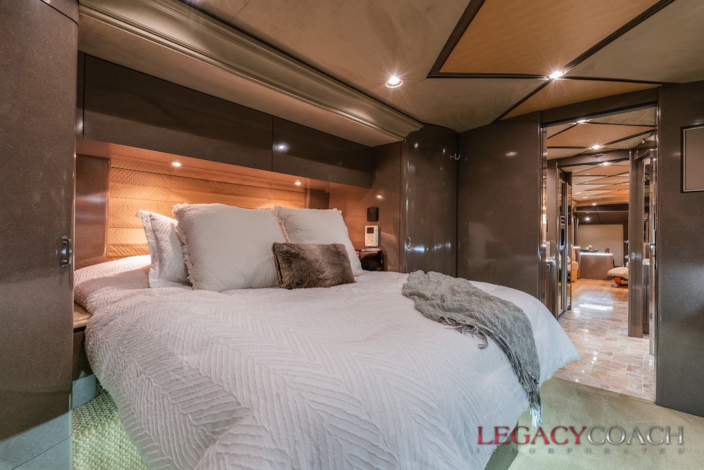 2008 Prevost Marathon H3-45 For Sale