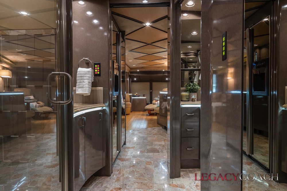 2008 Prevost Marathon H3-45 For Sale