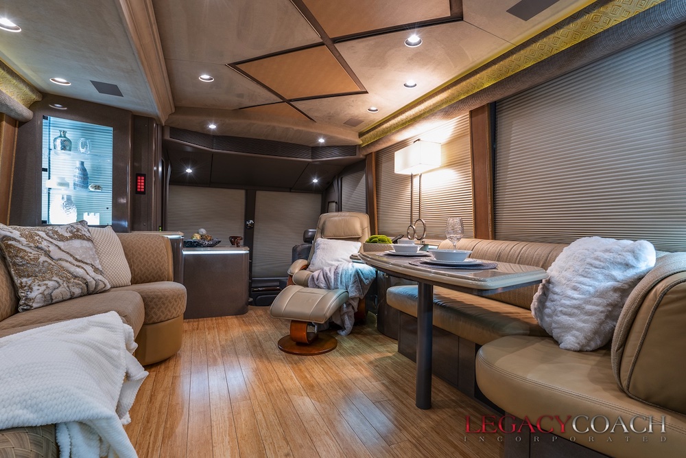 2008 Prevost Marathon H3-45 For Sale