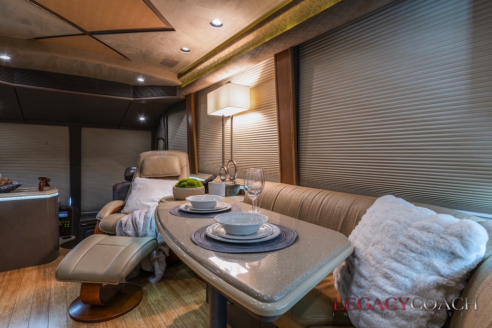 2008 Prevost Marathon H3-45 For Sale