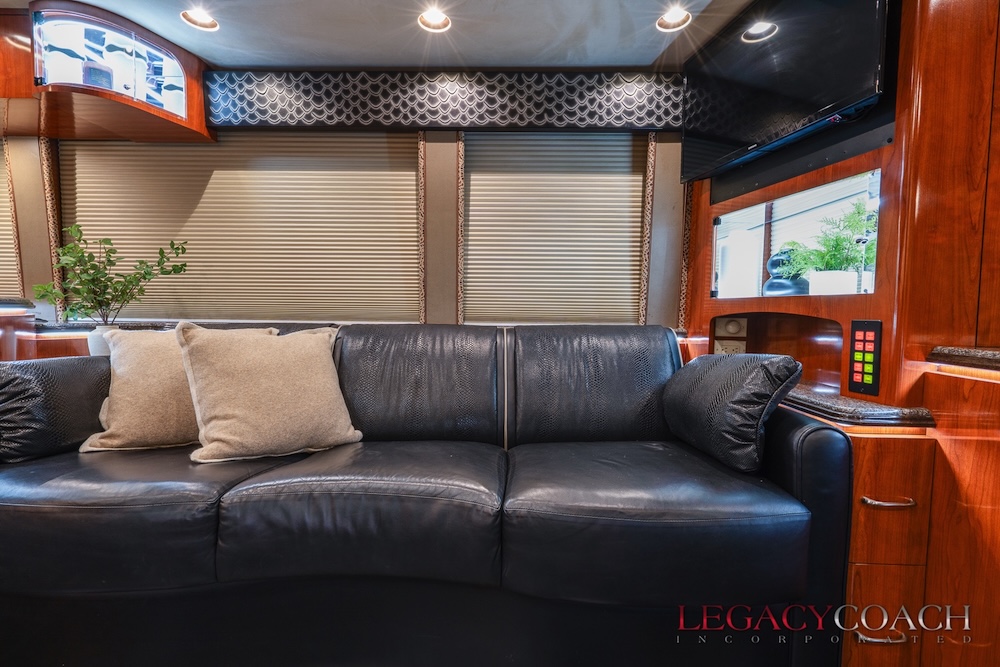 2008 Prevost Marathon H3-45 For Sale