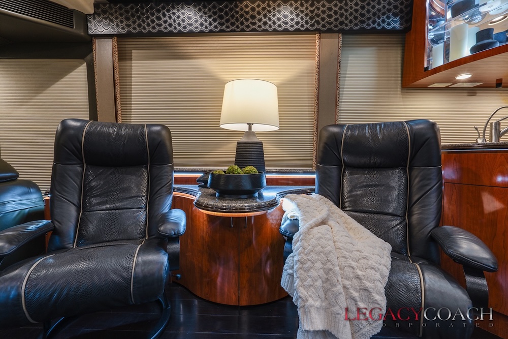 2008 Prevost Marathon H3-45 For Sale