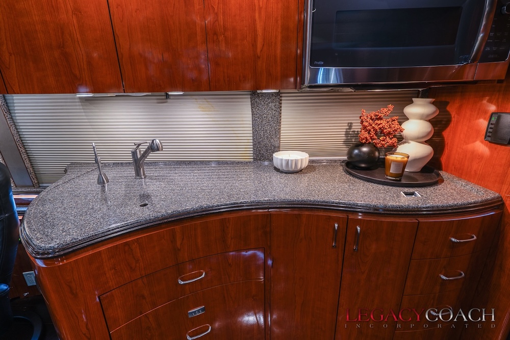 2008 Prevost Marathon H3-45 For Sale