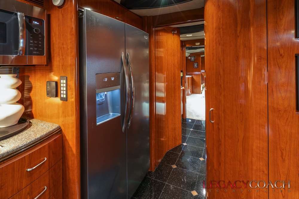 2008 Prevost Marathon H3-45 For Sale