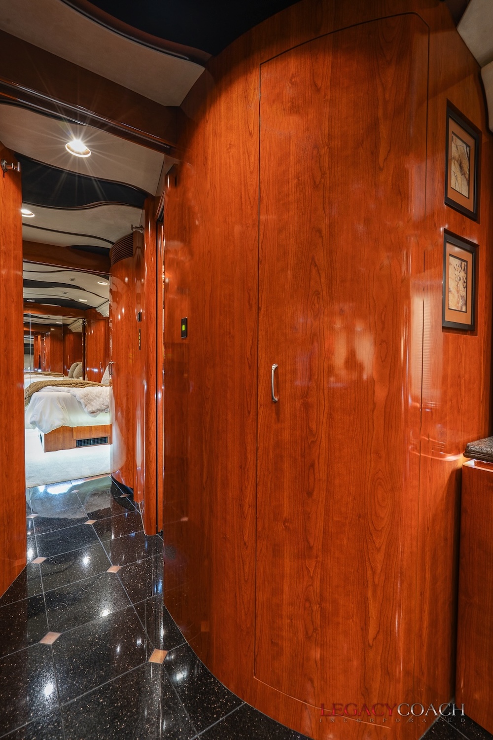 2008 Prevost Marathon H3-45 For Sale