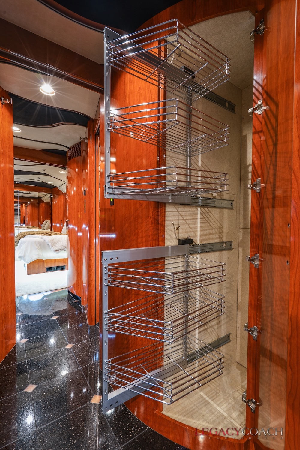 2008 Prevost Marathon H3-45 For Sale