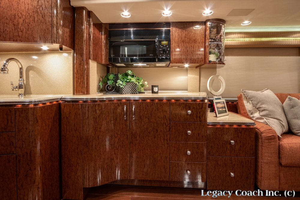 2008 Prevost Marathon H3-45 For Sale