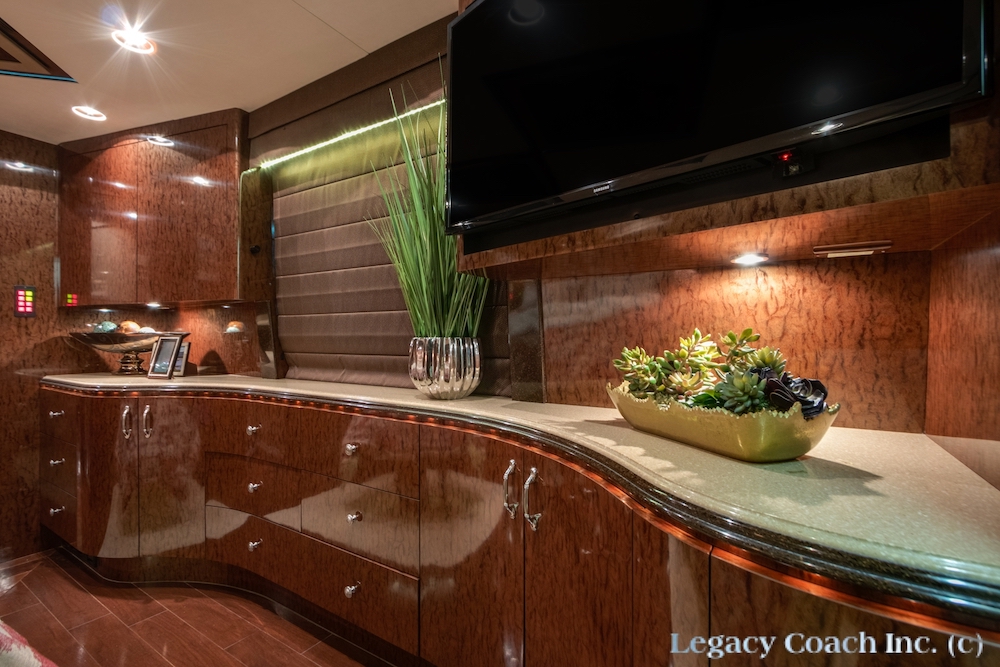 2008 Prevost Marathon H3-45 For Sale