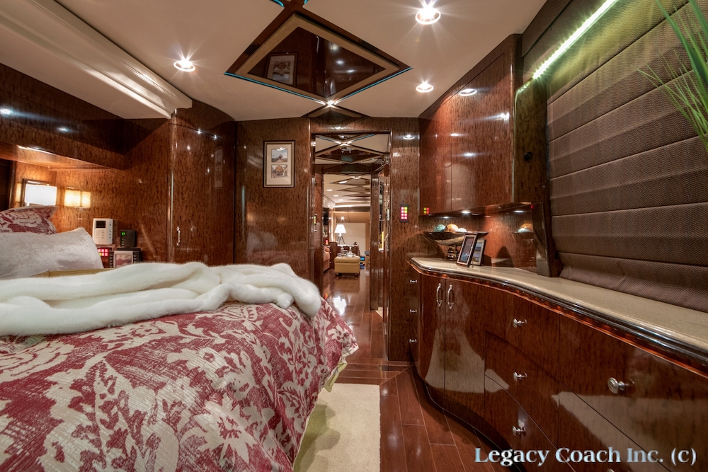 2008 Prevost Marathon H3-45 For Sale