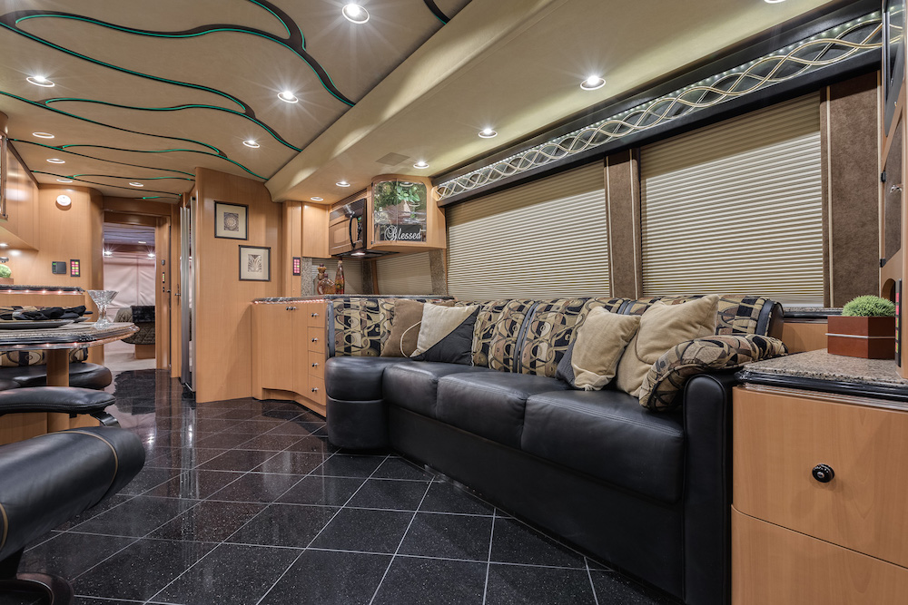 2008 Prevost Marathon H3-45 For Sale