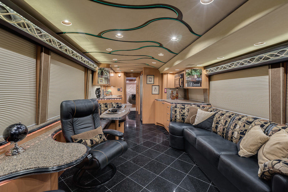 2008 Prevost Marathon H3-45 For Sale