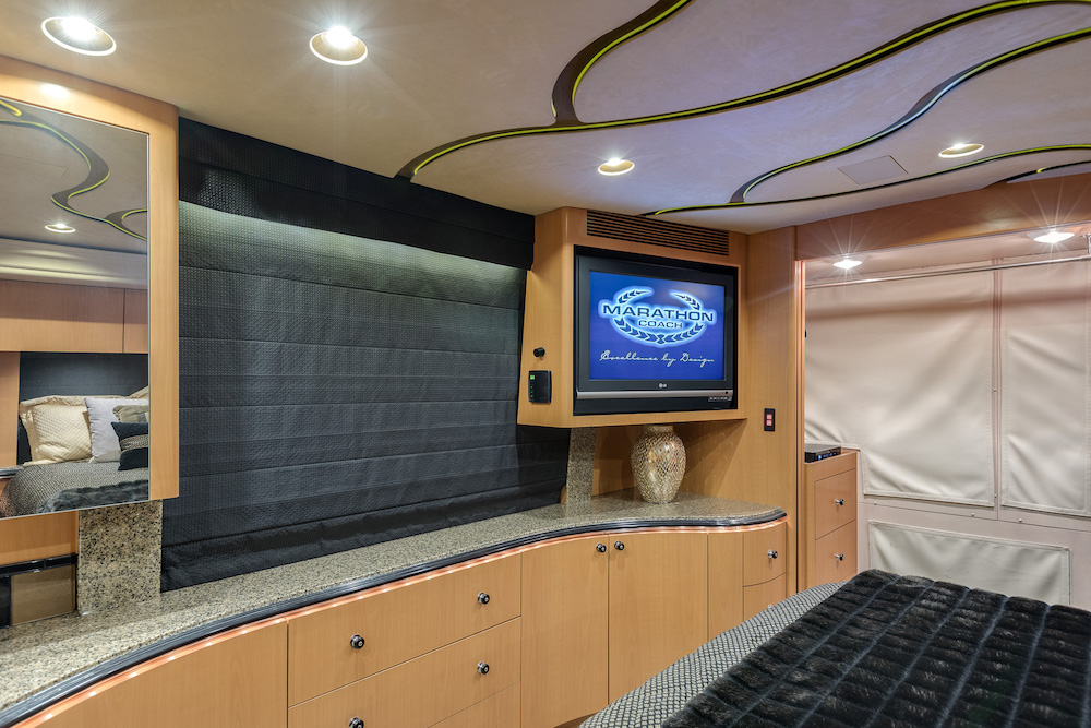 2008 Prevost Marathon H3-45 For Sale