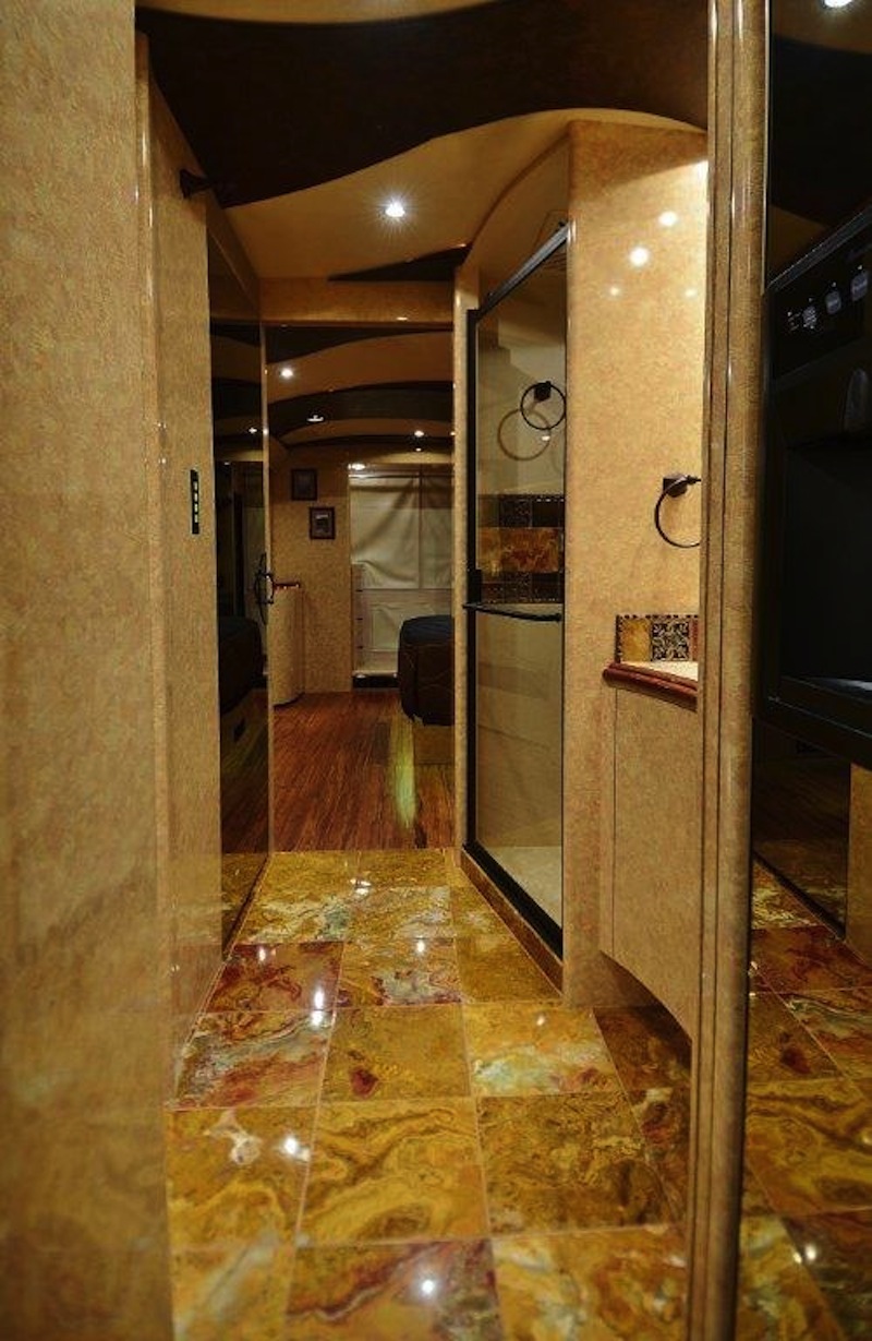 2008 Prevost Marathon H3-45 For Sale