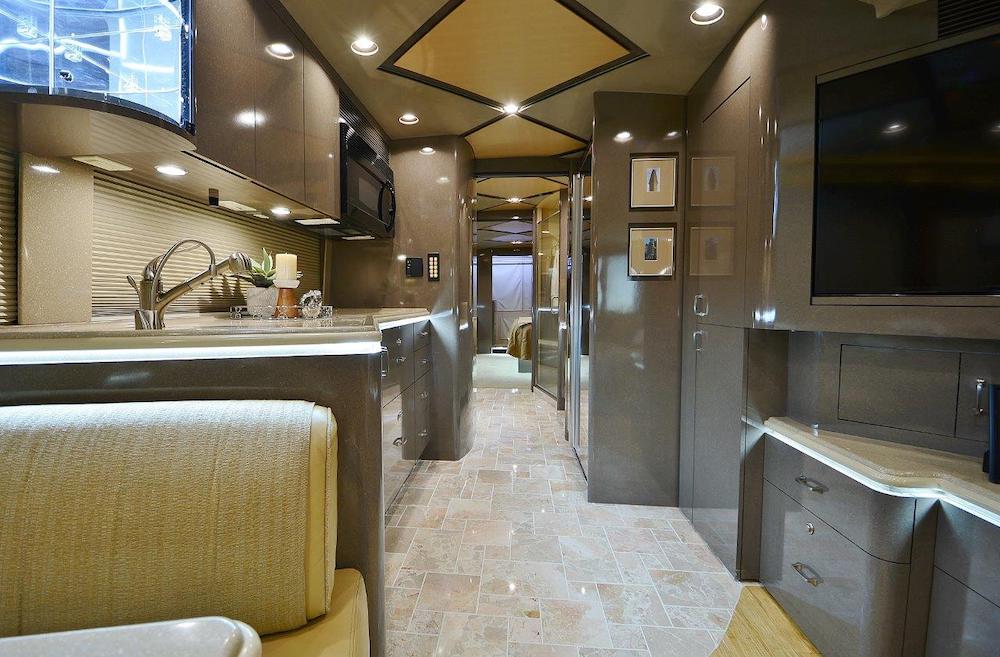 2008 Prevost Marathon H3-45 For Sale