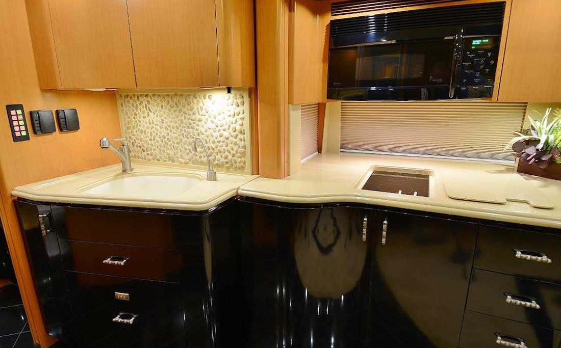 2008 Prevost Marathon H3-45 For Sale