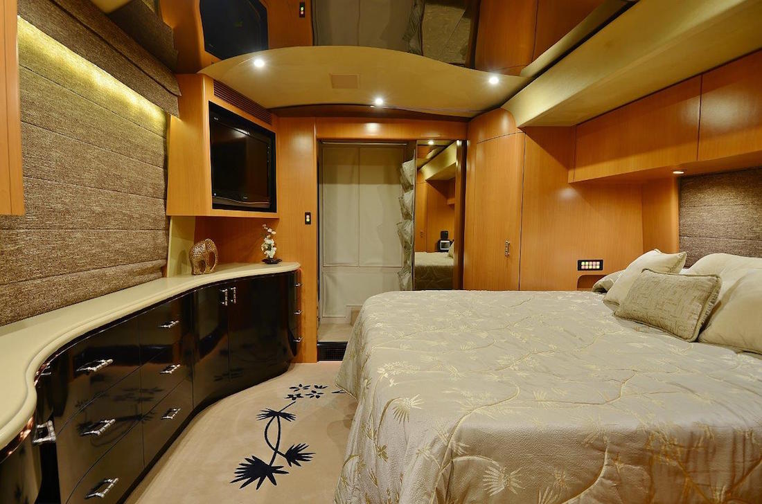 2008 Prevost Marathon H3-45 For Sale